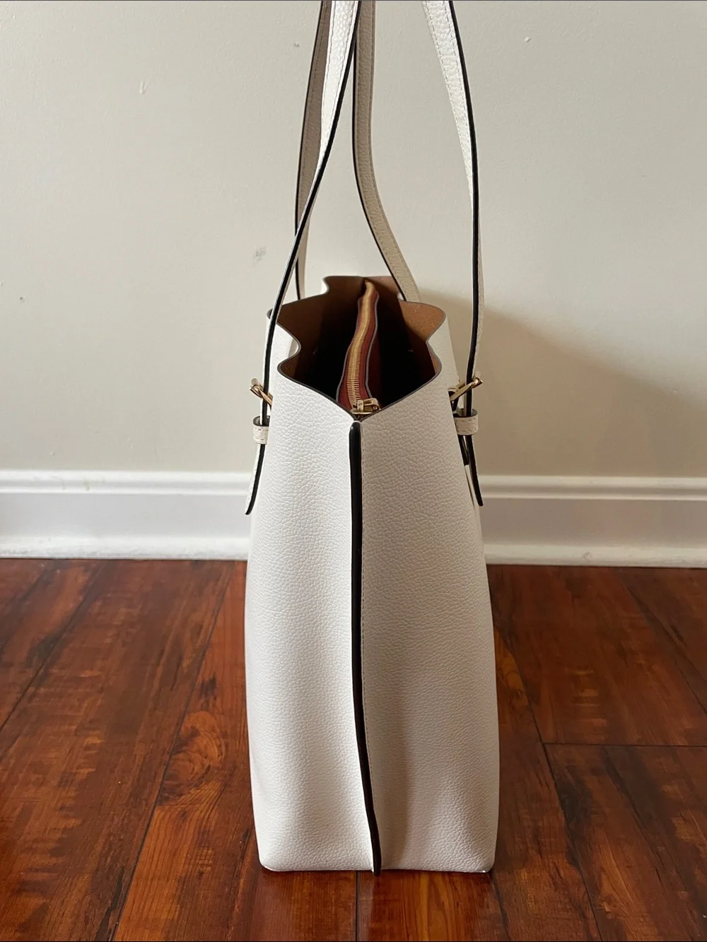 Coach Molly Large Pebbled Leather Tote